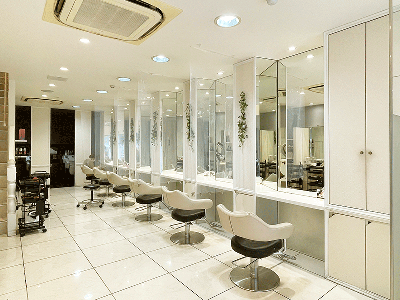 美容室アッシュ久我山店店内